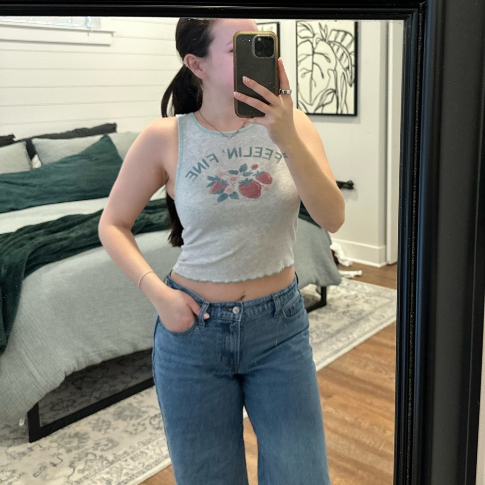 American Eagle Graphic Cropped Tank Top